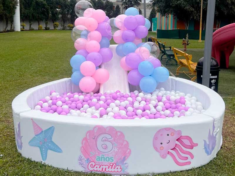 Alquiler de Piscinas de pelotas y zonas de juego para bebés SoftPlay